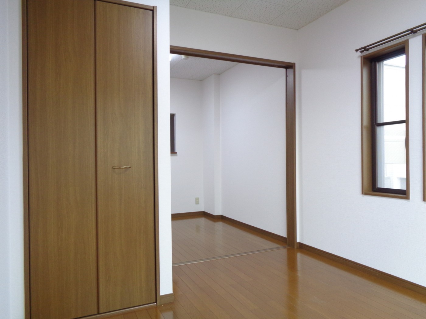 洋室5帖